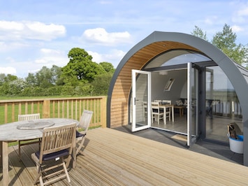 Ombre, Chaßne De Montagnes, Structure En Plein Air, Eco HÎtel, Plate-Forme, Mobilier De Jardin, Jardin, Chaise, Aménagement Paysager, Dur