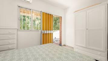 2 Schlafzimmer, Bügeleisen/Bügelbrett, WLAN, Bettwäsche