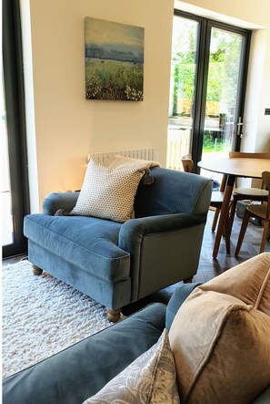TV - Wonderful  villa for 4 people with WIFI, TV and terrace (Sawston)