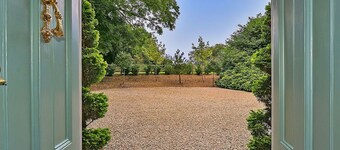 Wonderful  villa for 17 people with WIFI, hot tub, terrace and pets allowed