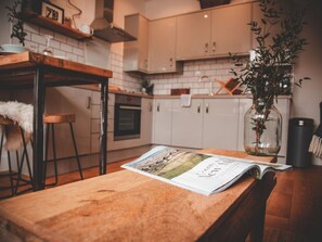 Microwave, oven, dishwasher