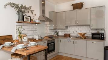 Microwave, oven, dishwasher