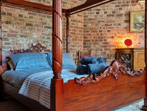 4 soverom, reiseseng for barn, wi-fi (inkludert) og sengetøy