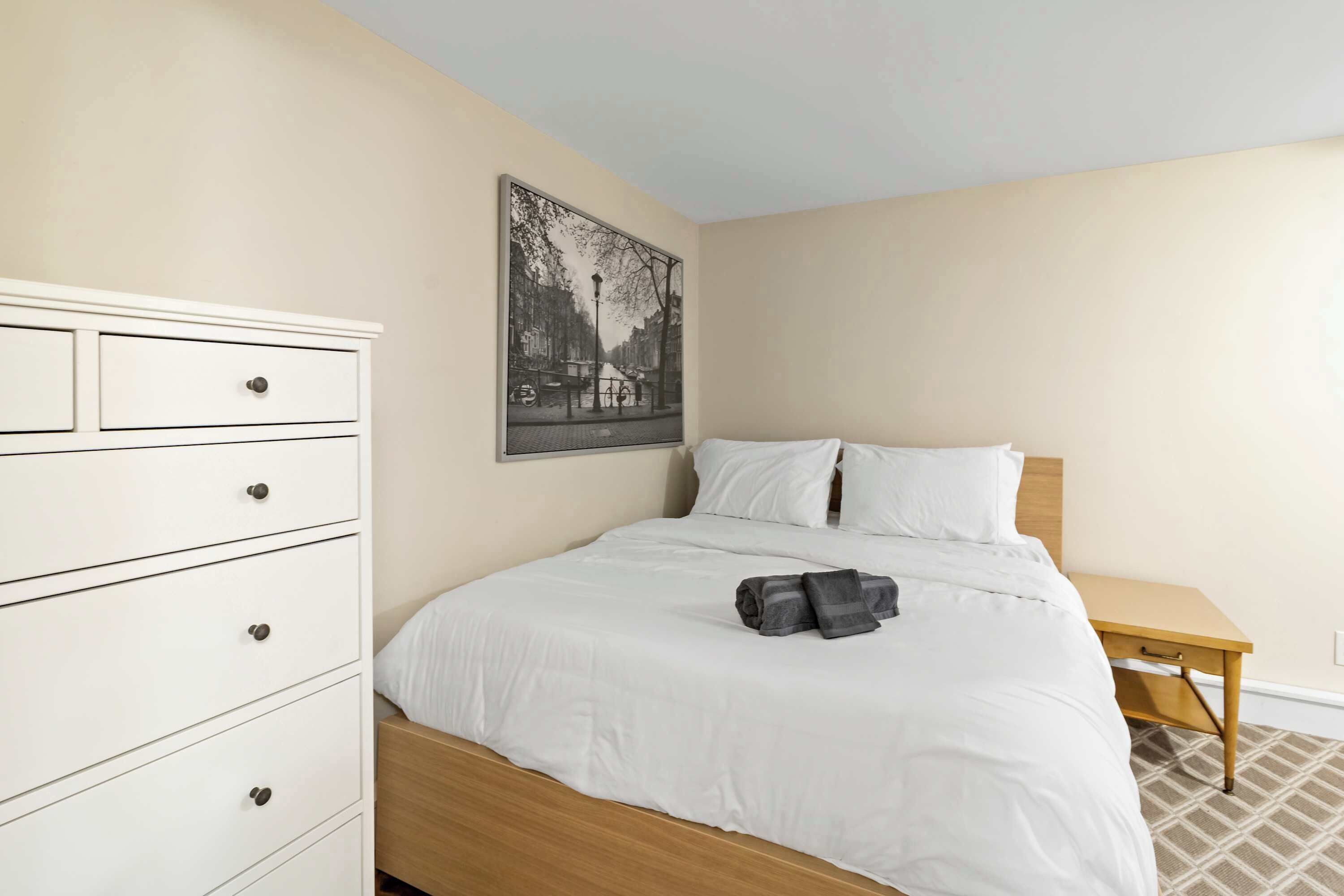 1 bedroom, WiFi, bed sheets