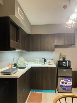 Shared Dormitory, 1 Bedroom, Accessible, Smoking | Interior