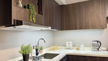 Shared Dormitory, 1 Bedroom, Accessible, Smoking | Interior