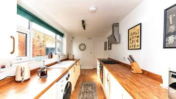 Microwave, oven, dishwasher