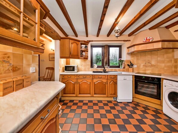 Mikrobølgeovn, ovn, opvaskemaskine