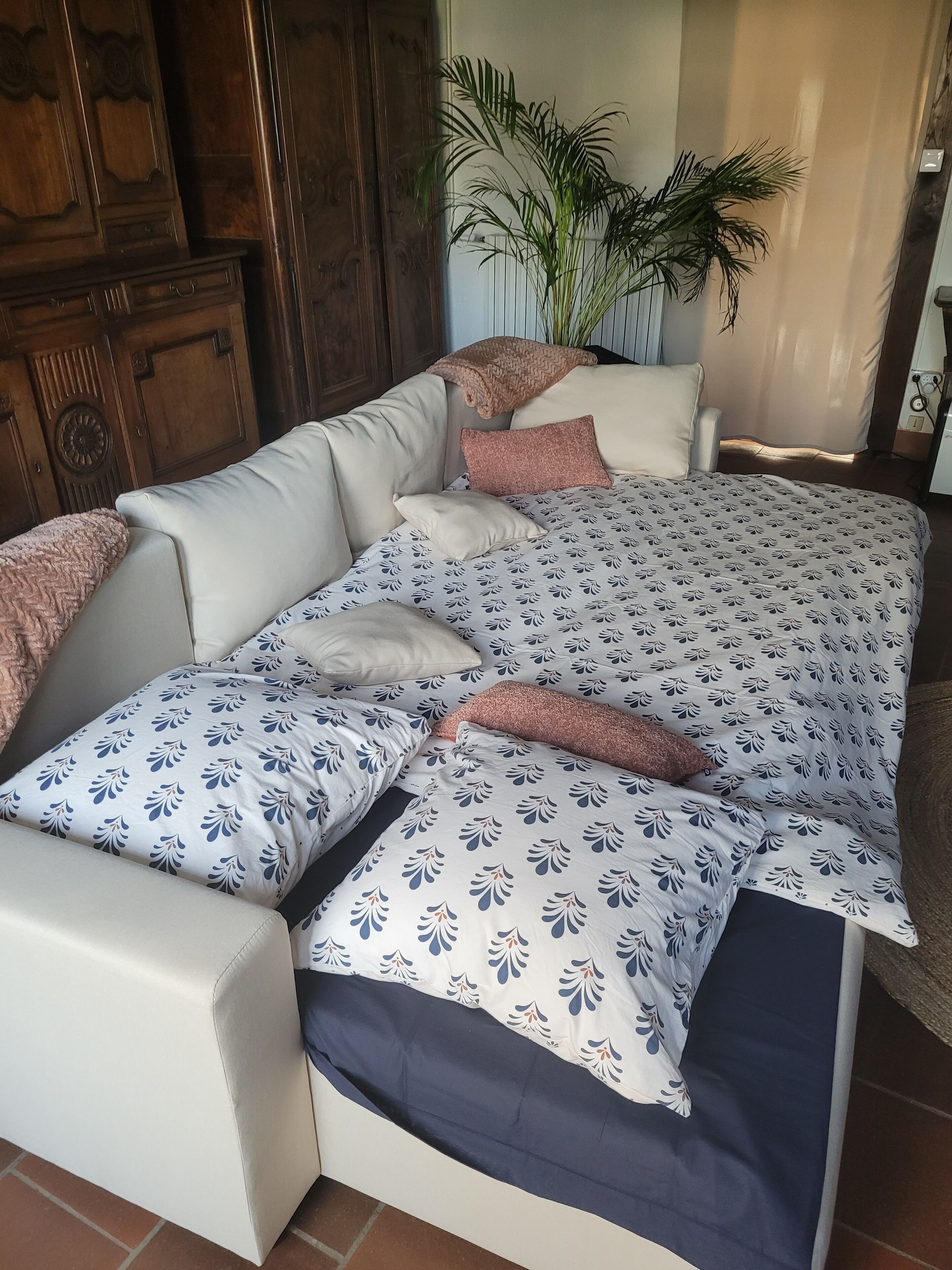 1 slaapkamer, een strijkplank/strijkijzer, reisbedje, gratis wifi