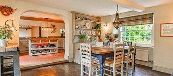 Stunning villa for 8 guests with WIFI, TV, terrace and pets allowed