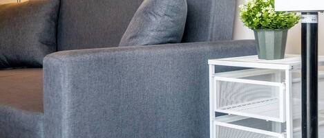 Chalet, 2 Bedrooms | Living area