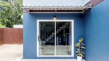 Chalet, 2 Bedrooms | Exterior detail