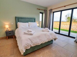 3 chambres, lit parapluie, Wi-Fi gratuit, draps fournis