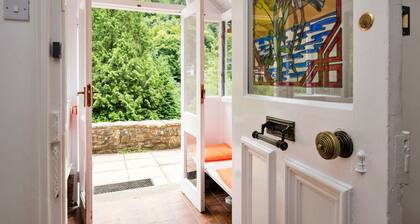Wonderful villa for 14 guests with WIFI, private pool, terrace and pets allowed