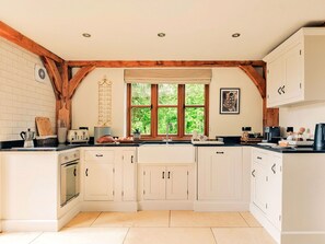 Microwave, oven, dishwasher