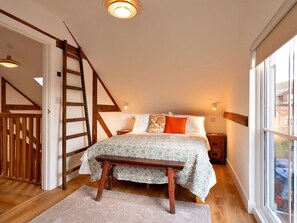 2 makuuhuonetta, vauvan matkasänky, ilmainen Wi-Fi, vuodevaatteet