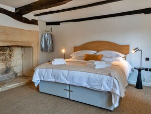 9 makuuhuonetta, ilmainen Wi-Fi, vuodevaatteet