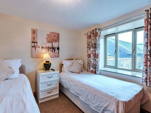 2 Schlafzimmer, Bügeleisen/Bügelbrett, Reisekinderbett, kostenloses WLAN