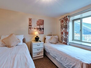 2 chambres, lit parapluie, Wi-Fi gratuit, draps fournis
