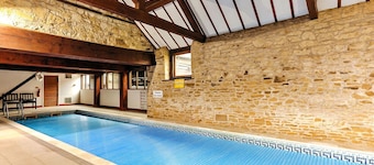 Vacation Home i Onibury med 6 sovrum som kan rymma 12