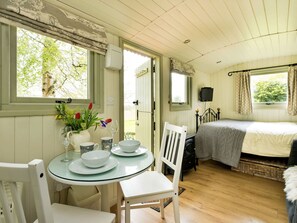 1 chambre, Wi-Fi gratuit, draps fournis