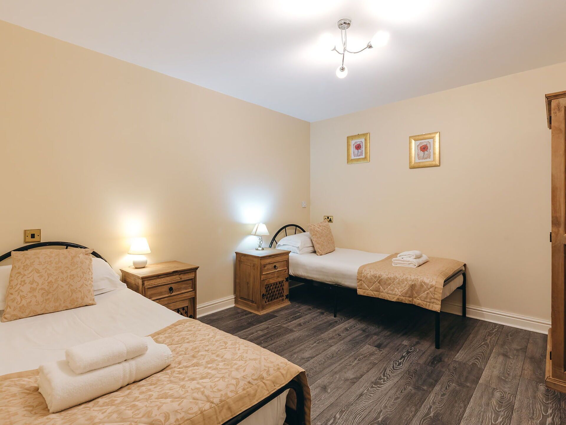 2 Schlafzimmer, kostenloses WLAN, Bettwäsche