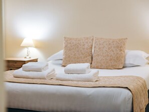 2 bedrooms, free WiFi, bed sheets