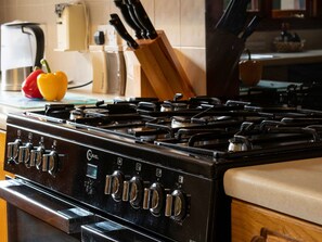 Microwave, oven, dishwasher