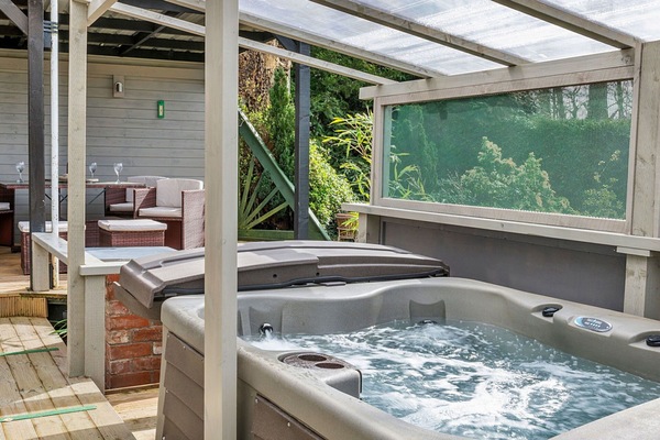 Plate-Forme, Ombre, Dur, Mobilier De Jardin, Balcon, Planche, Eco Hôtel, Piscine, Parquet, Recours