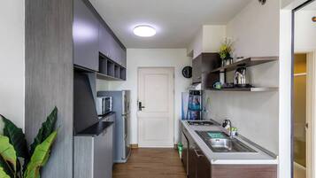 Condo, 1 habitación, balcón, vista a la ciudad | Interior
