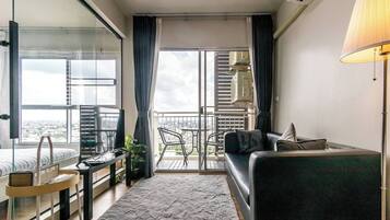 Condo, 1 Bedroom, Balcony, City View | Balcony