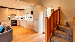 TV - Beautiful  villa for 8 people with WIFI, TV and pets allowed (Alcester)