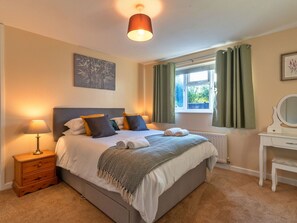 3 bedrooms, free WiFi, bed sheets