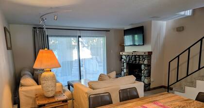 Great 2 bed condo. The best location in Ketchum!