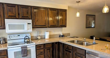 Great 2 bed condo. The best location in Ketchum!