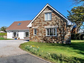 Exterior - Wonderful  villa for 8 people with WIFI and terrace (Bodmin)
