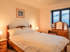 2 bedrooms, iron/ironing board, free WiFi, bed sheets - Beautiful apartment for 4 people with WIFI (Falmouth)