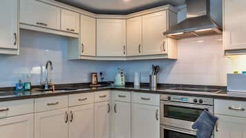 Mikroaaltouuni, uuni, astianpesukone