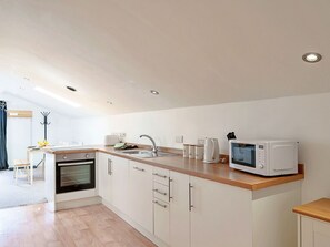 Microwave, oven, dishwasher