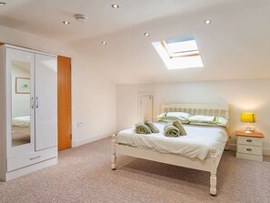 2 bedrooms, bed sheets