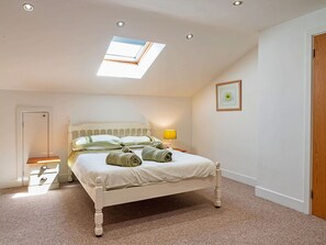 2 bedrooms, bed sheets