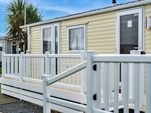 Exterior detail - Wonderful  villa for 6 guests with pool, WIFI, terrace and pets allowed (Ruan Major)