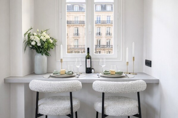 Superior Apartment, Courtyard View | Private kitchen | Espresso maker, electric kettle, toaster, freezer