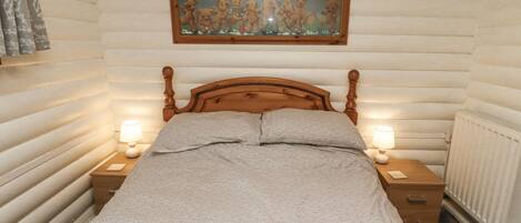 1 bedroom, individually decorated, individually furnished, free WiFi