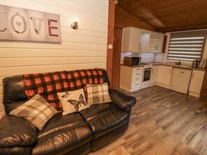 Living area - Farnes Lodge (Morpeth)
