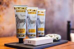 Shower, jetted tub, hair dryer, bidet