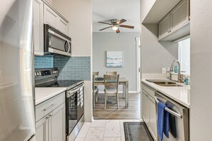 Apartment (1 Bedroom) | Interior