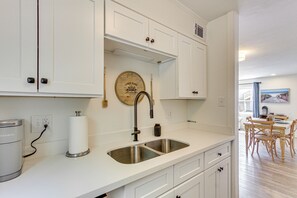 Apartment (1 Bedroom) | Interior