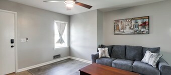 5 Mi to Zoo: Family Retreat in Wichita!