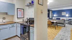 Apartment (1 Bedroom) | Interior - 1 Mi to Dtwn Providence: East Side Retreat! (Providence)